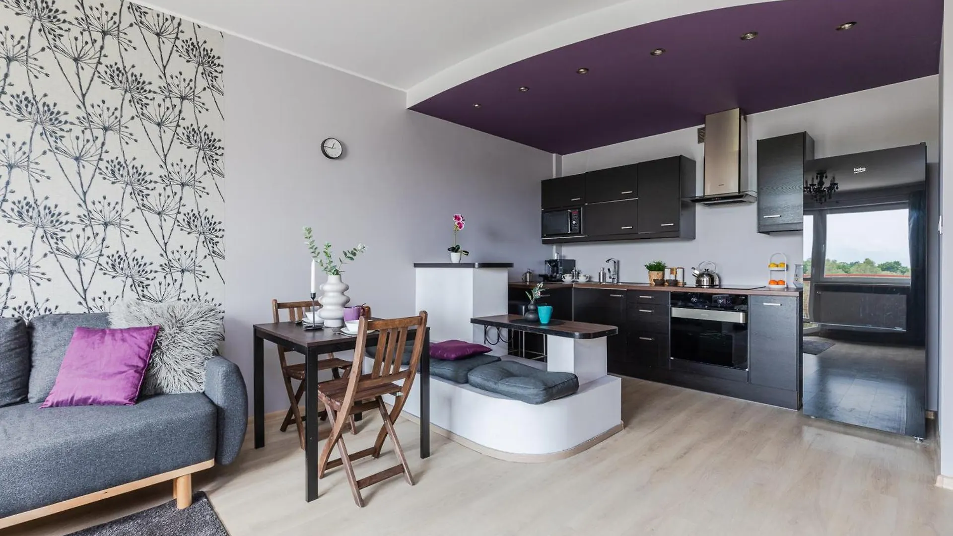 Apartment Superapart Pozarowa 3B, Parking Warsaw Poland
